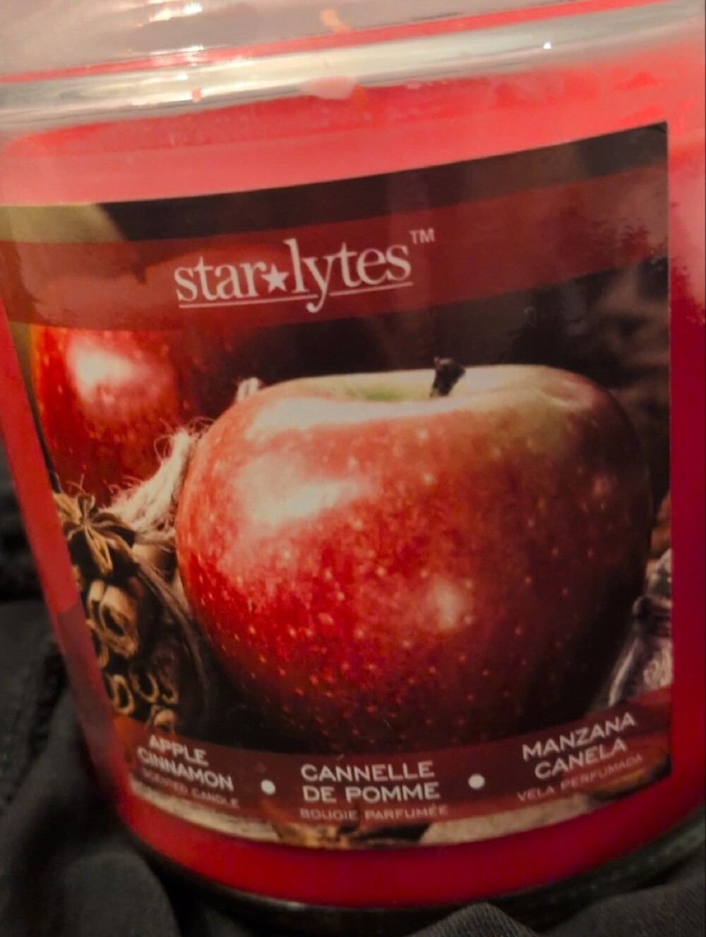StarLytes Red Apple Cinnamon Scented Jar Candle - Picture 2 of 6
